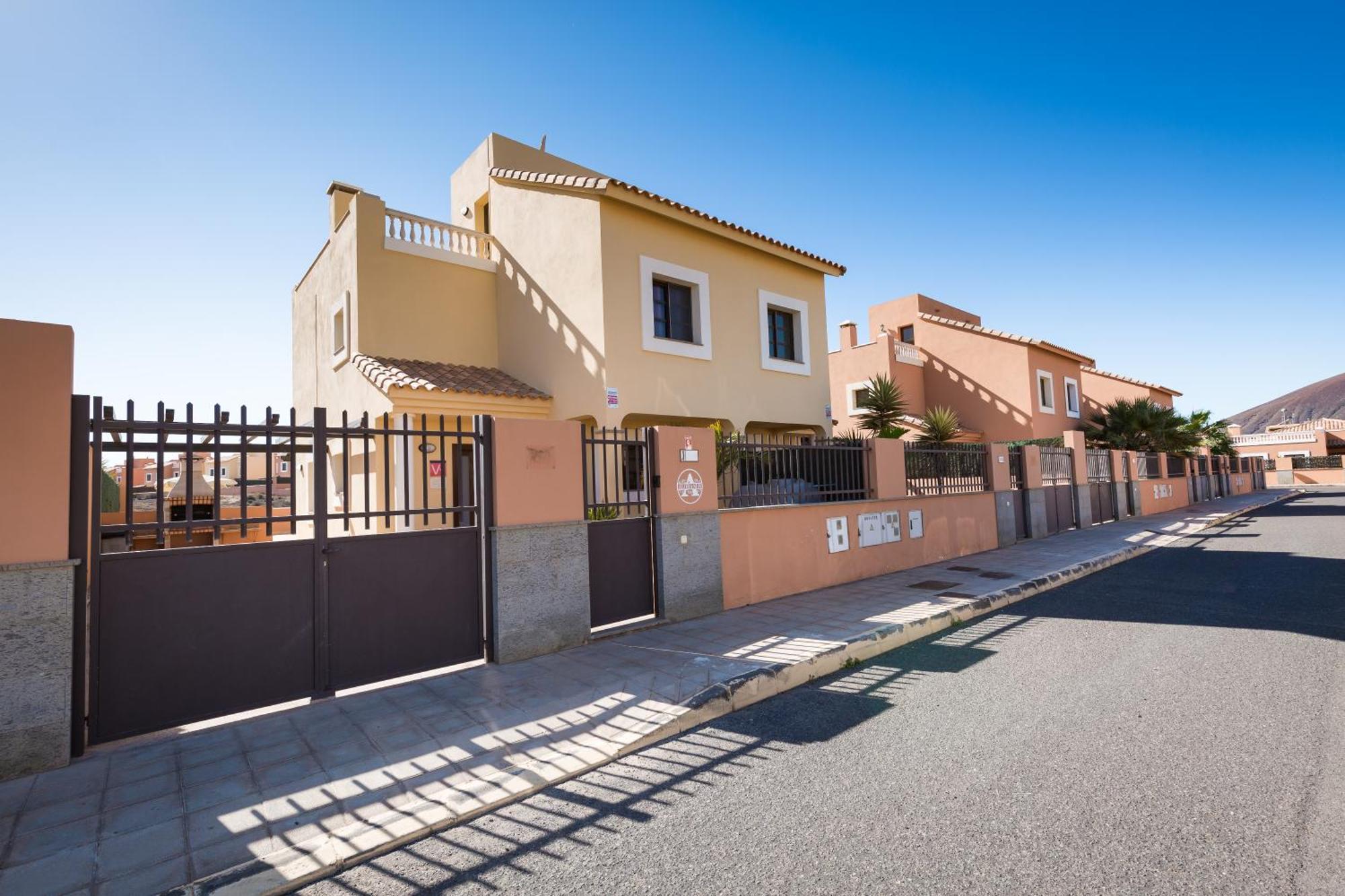 Home2Book Private Pool & Terrace, Aloha Sun Villa Κοραλέχο Εξωτερικό φωτογραφία